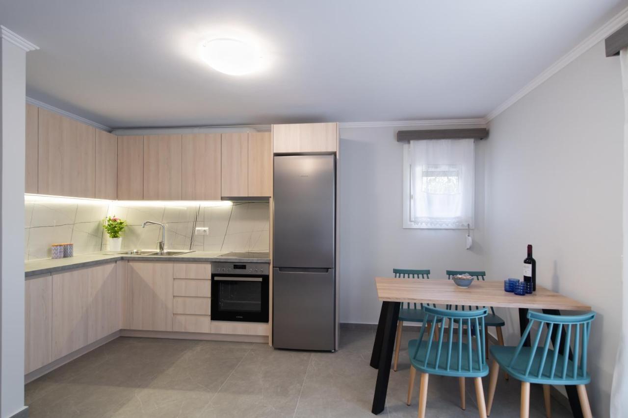 Fragiato Apartment Lefkáda エクステリア 写真